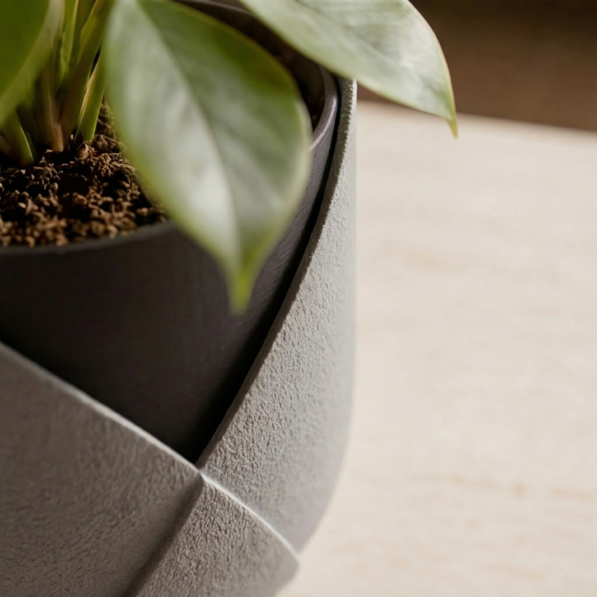 ELYNDRA cvetlični lonec