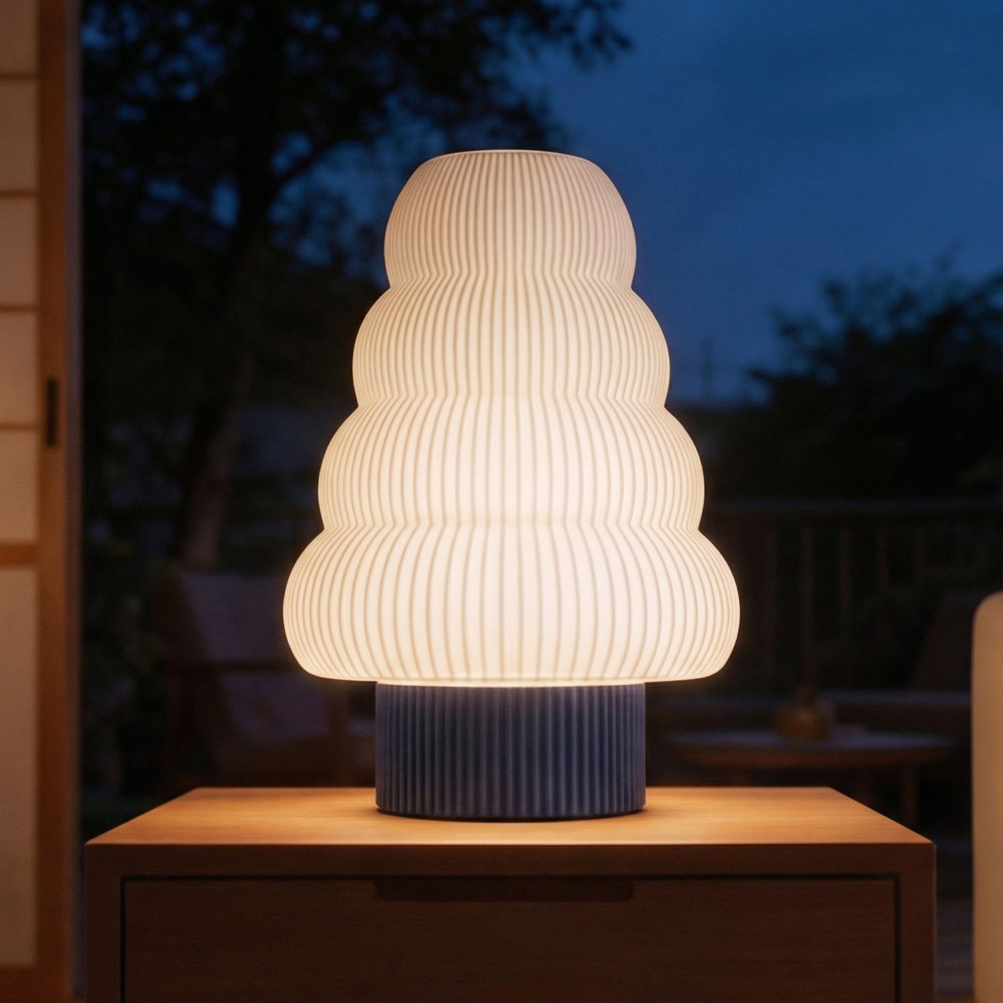 KUMO CIRRUS namizna svetilka